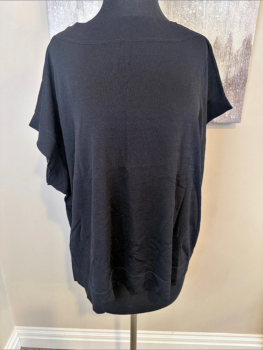 Entro Black Tunic Top NWOT Size Medium